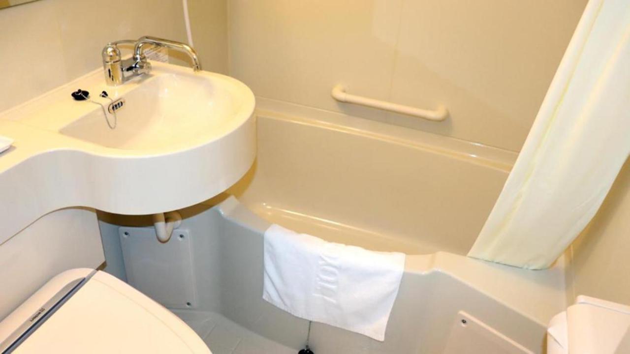 Toyoko Eki Yaesu Kita Guchi Hotel Tokio